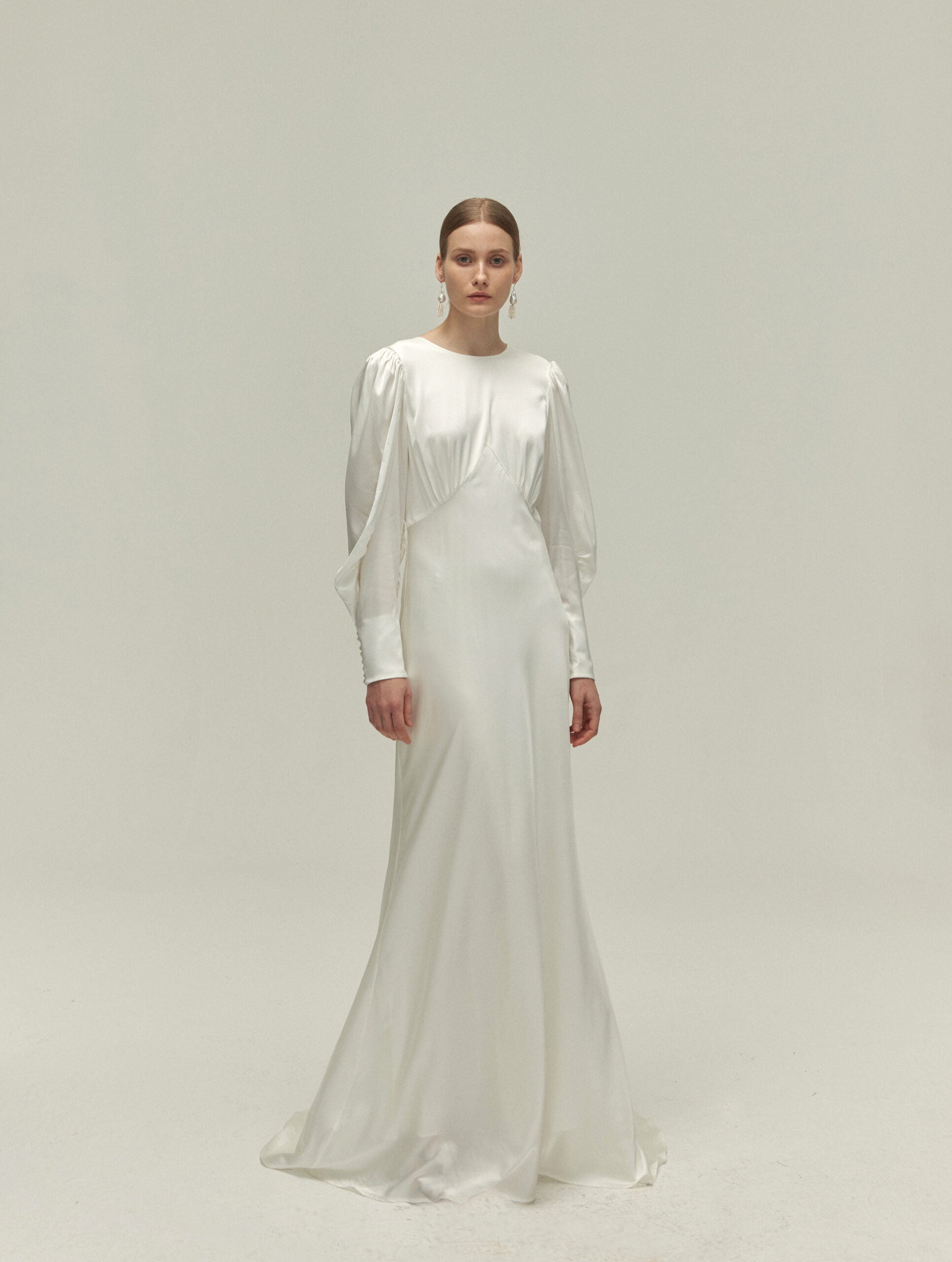 Leia wedding gown