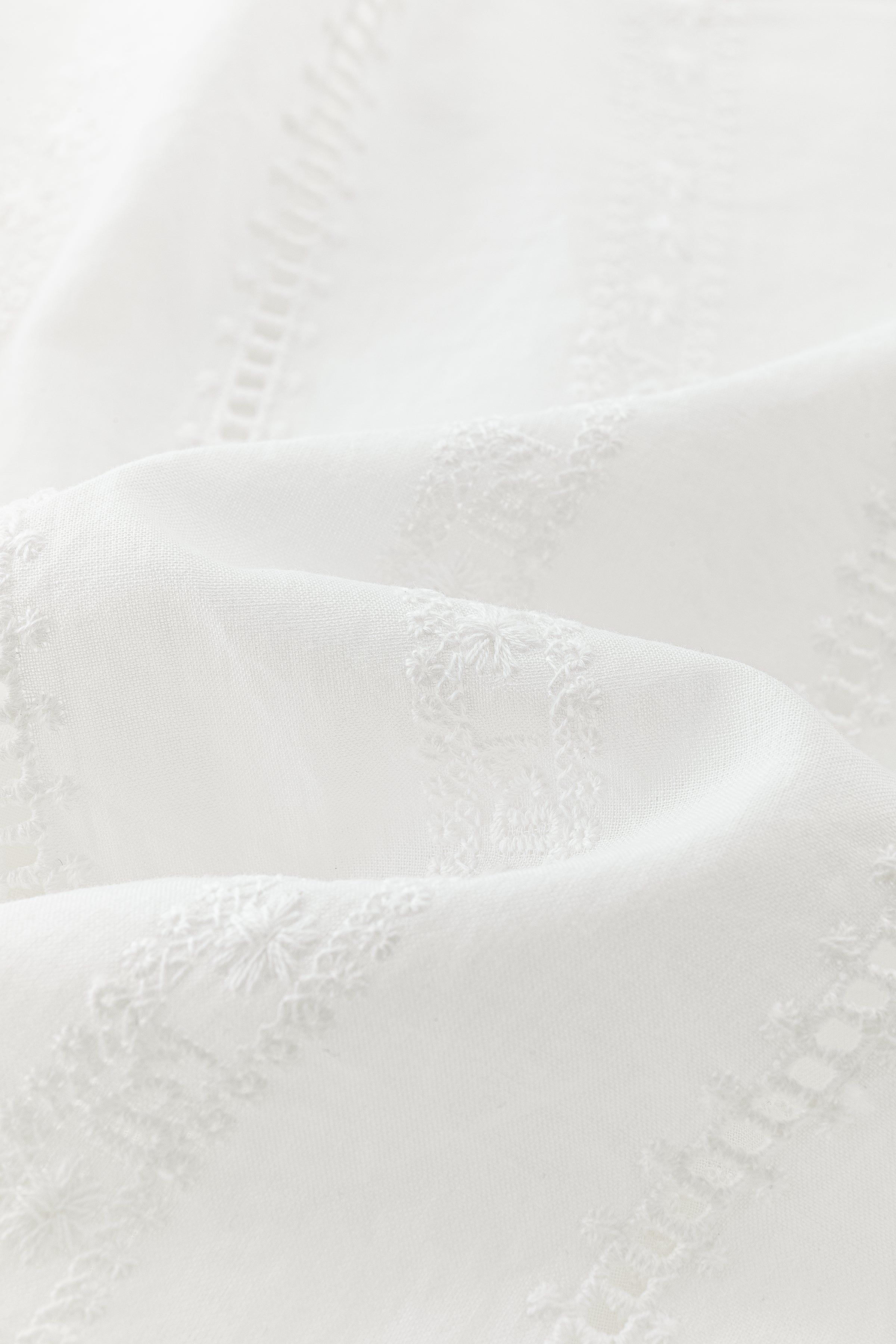 Eos knot top