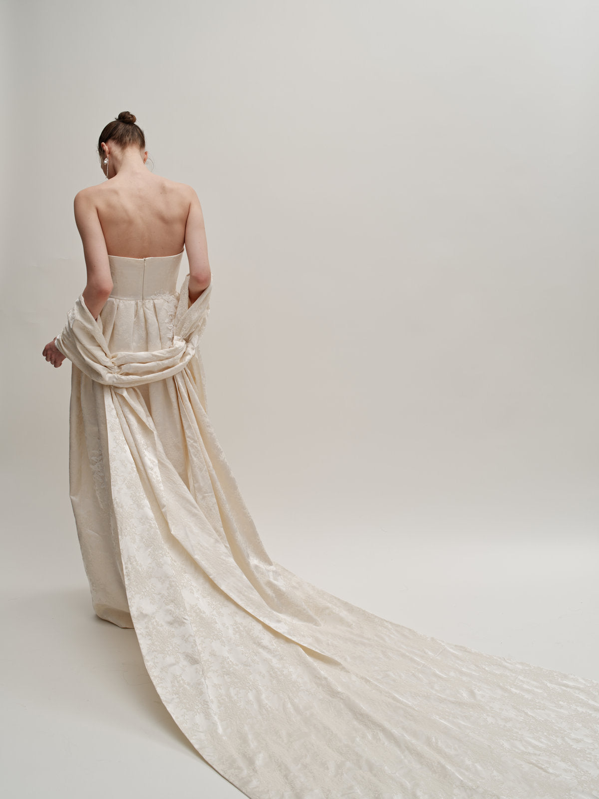 Ena jacquard gown