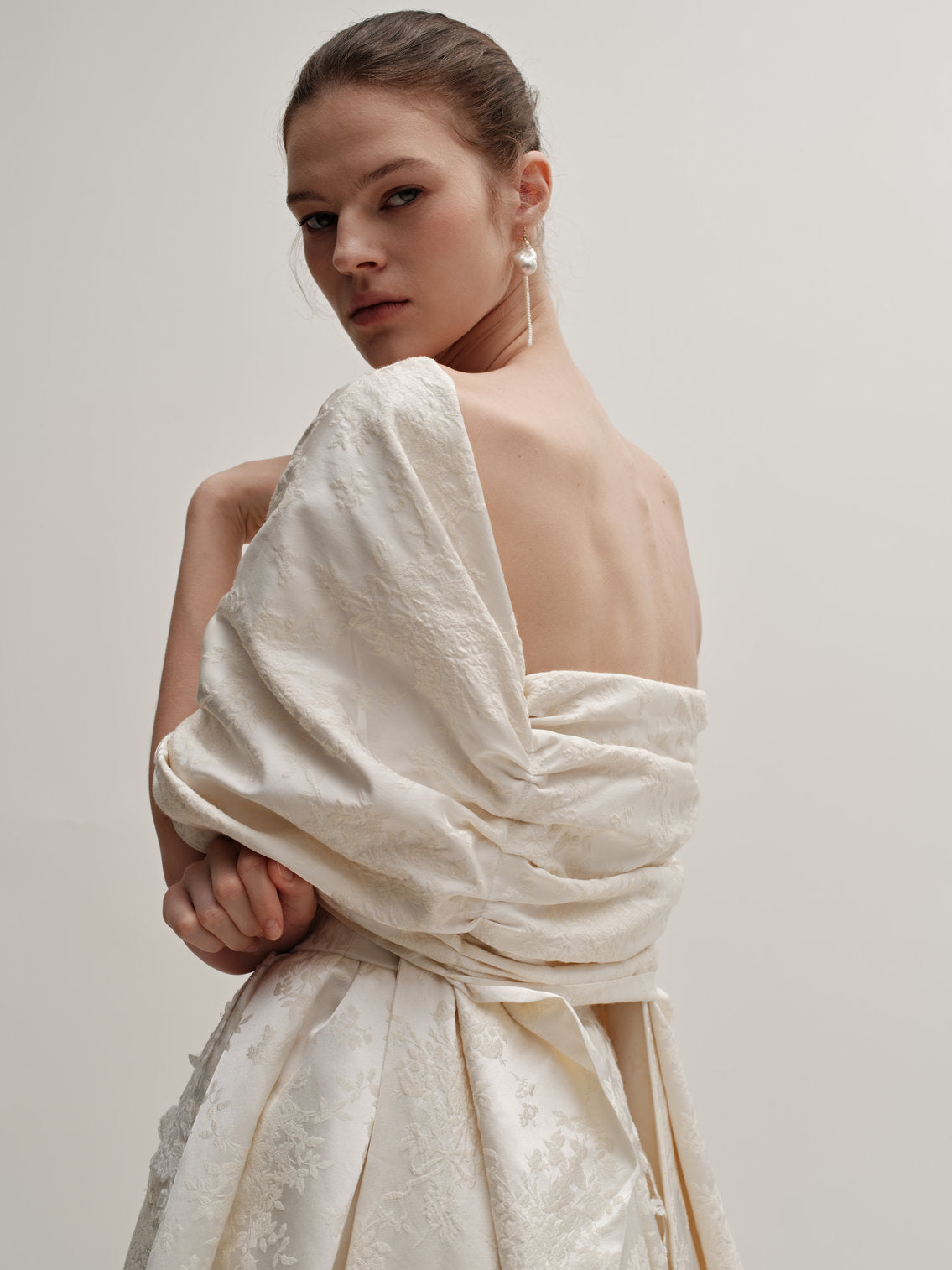 Ena sleeve cape