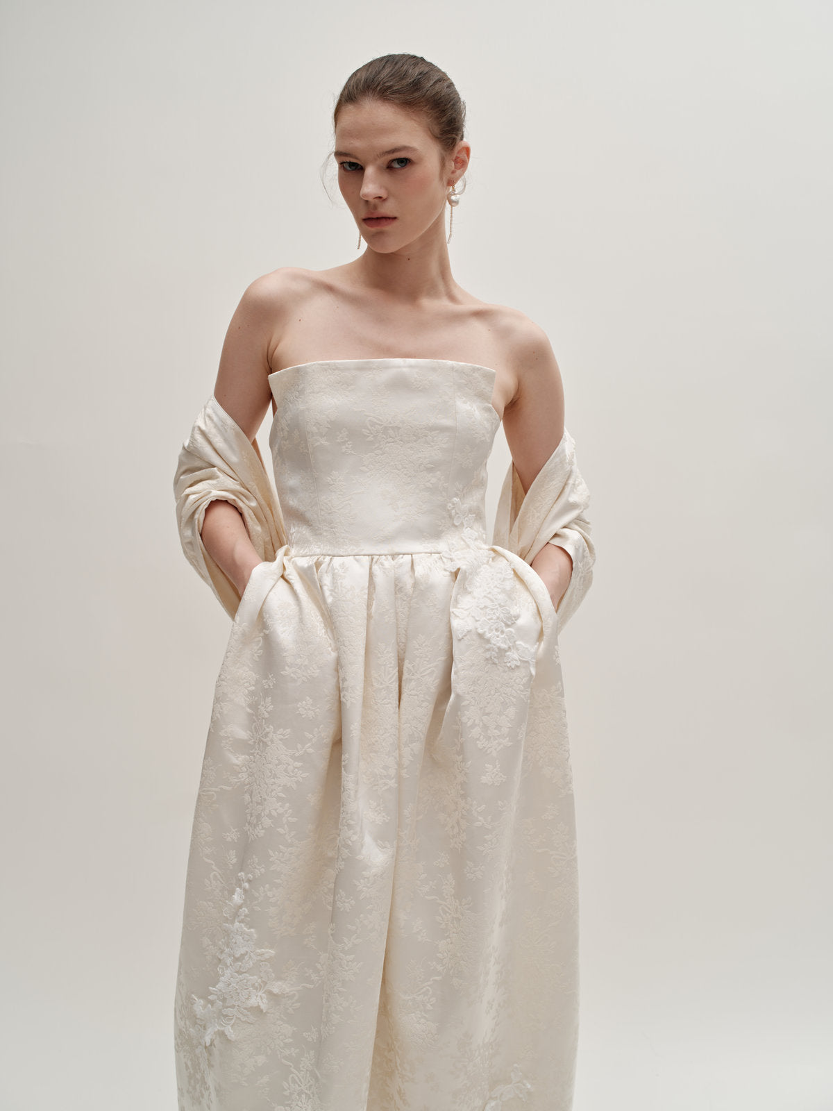 Ena jacquard gown