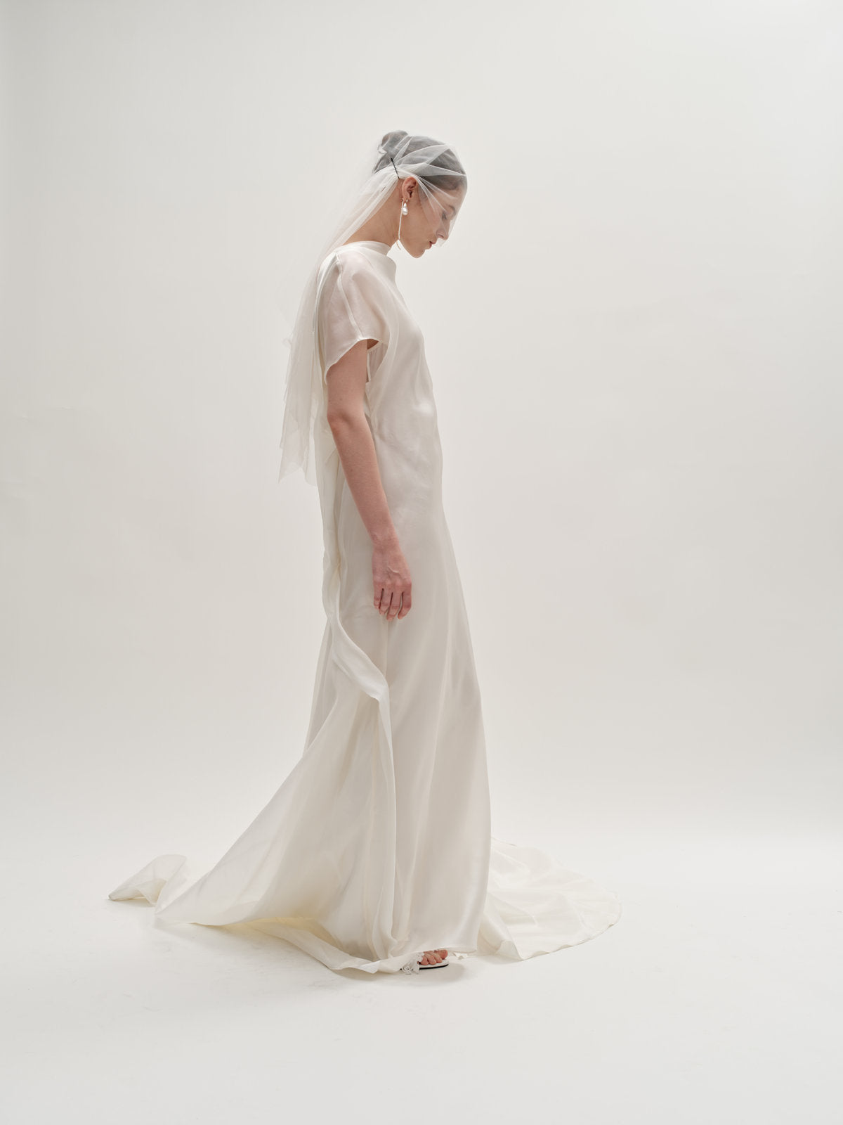 Jesse wedding gown