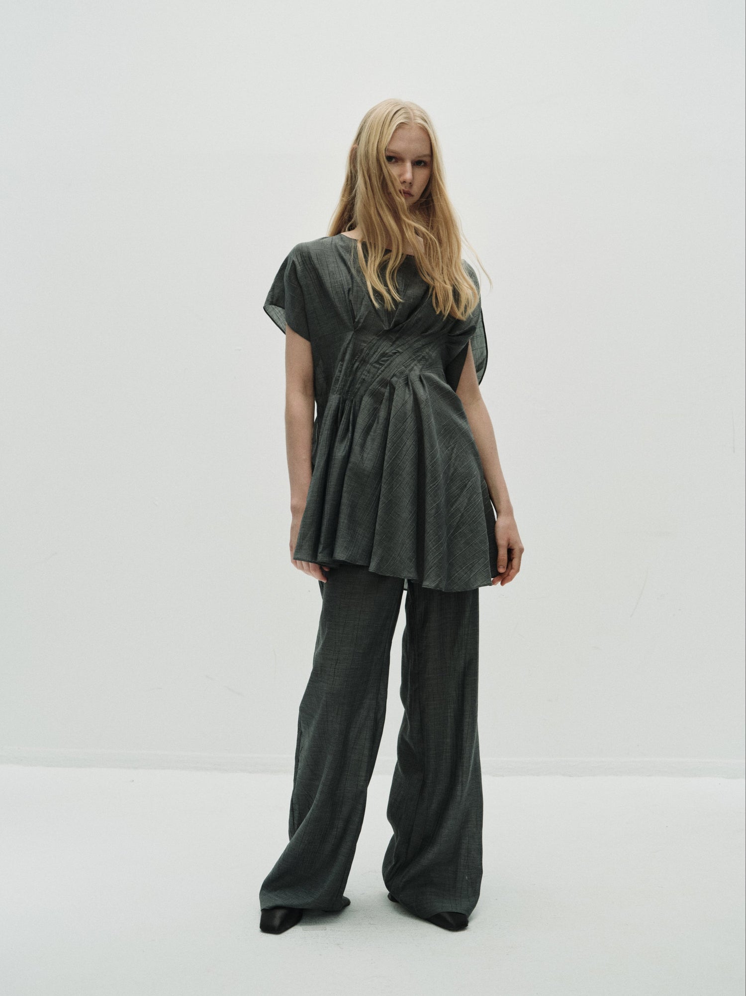 Estonia wide trousers