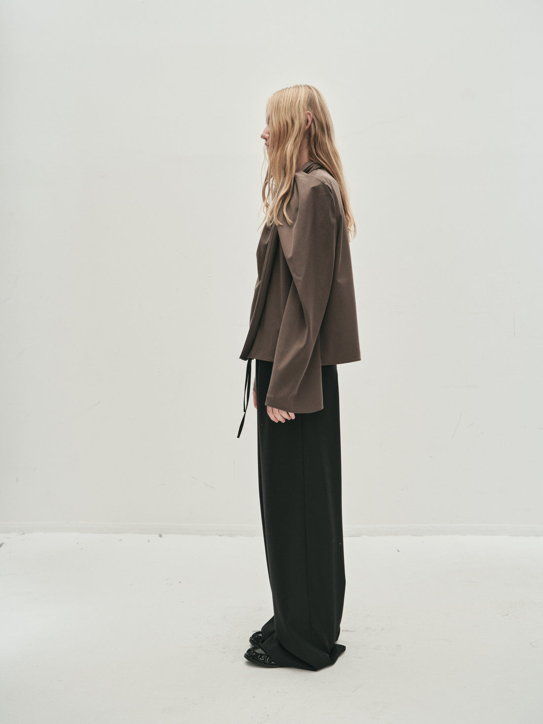 Araki knot blouse