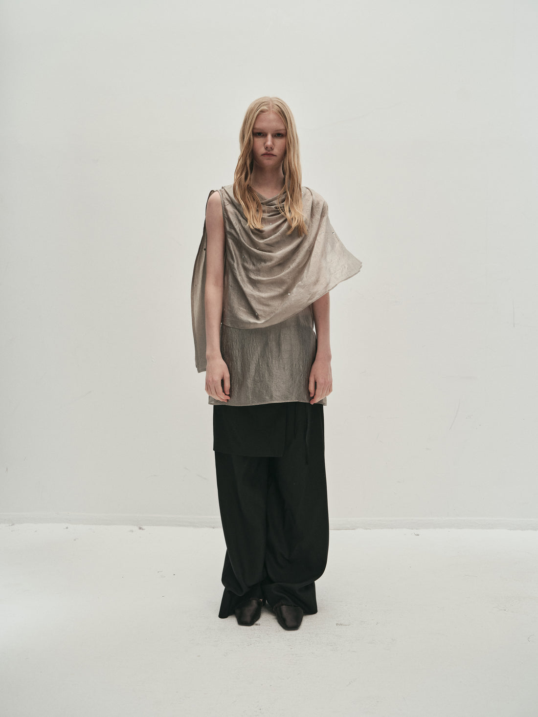 Cosmos embellished blouse