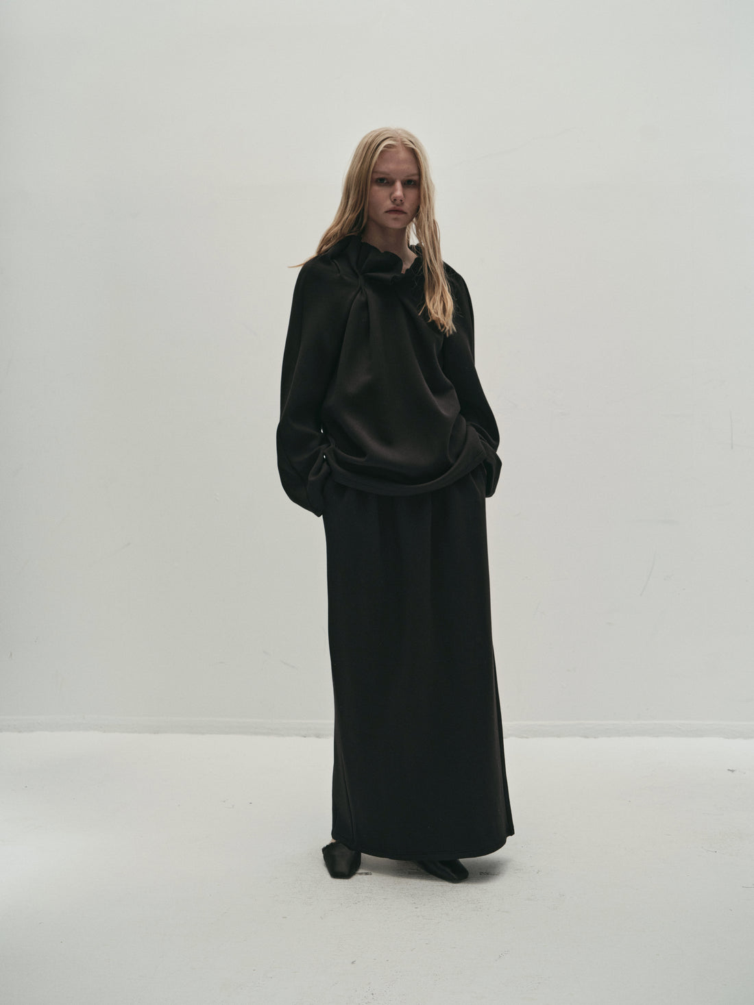 Tatiana gathered sweater
