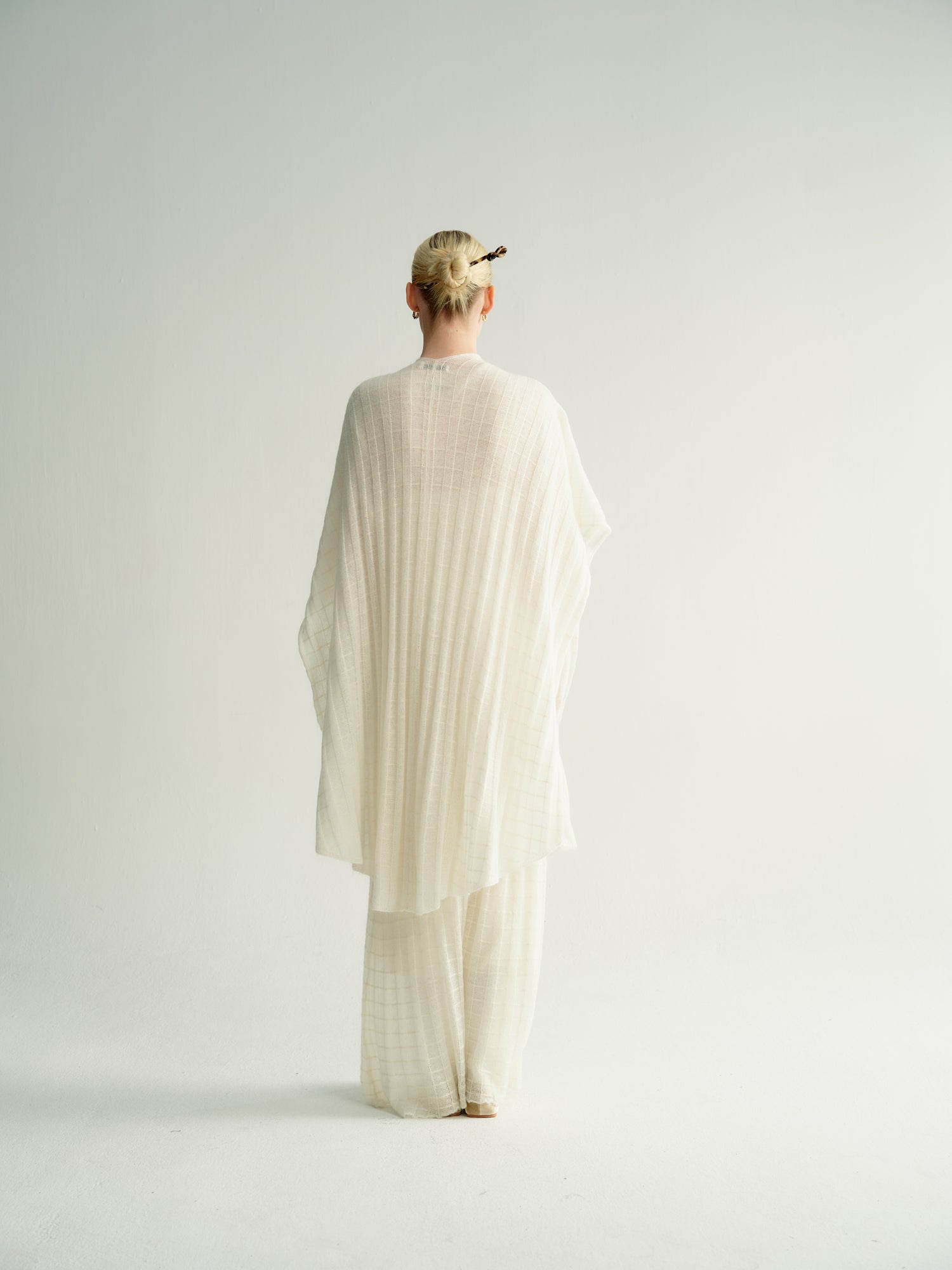 Ruby knit cape