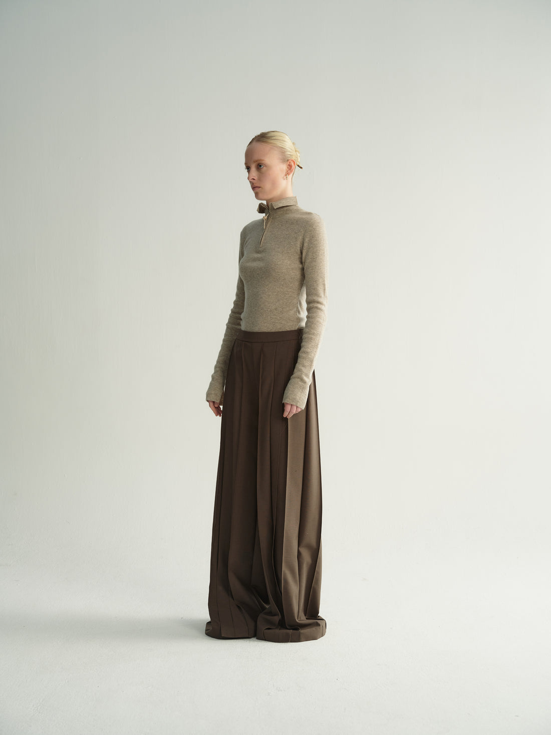 Alma pleated trousers