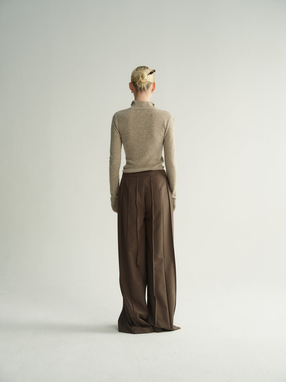 Alma pleated trousers