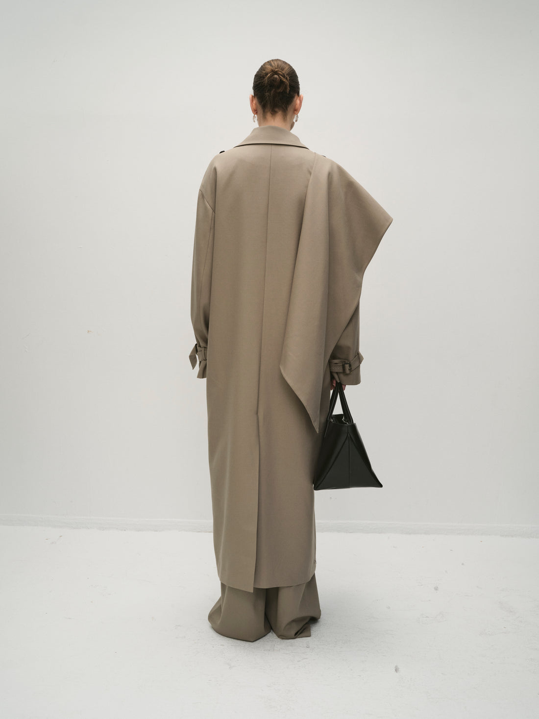 Larissa wool trenchcoat