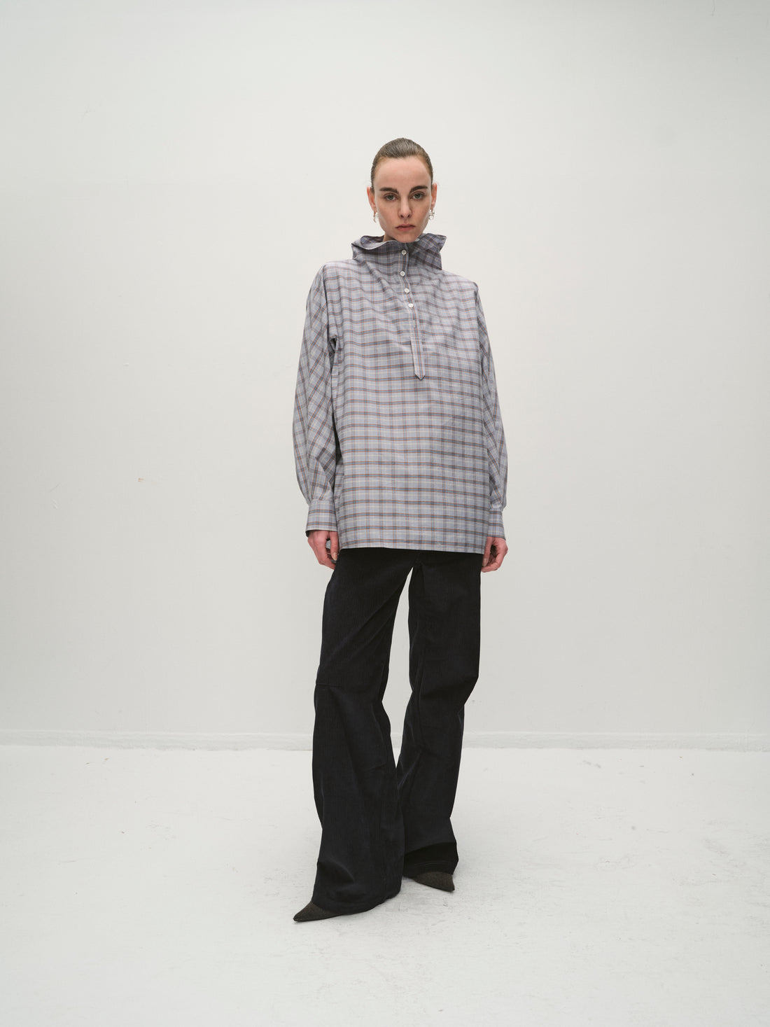 Capri high neck shirt