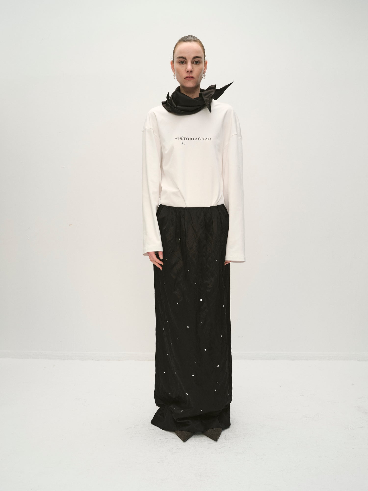 Rhea letter sweater
