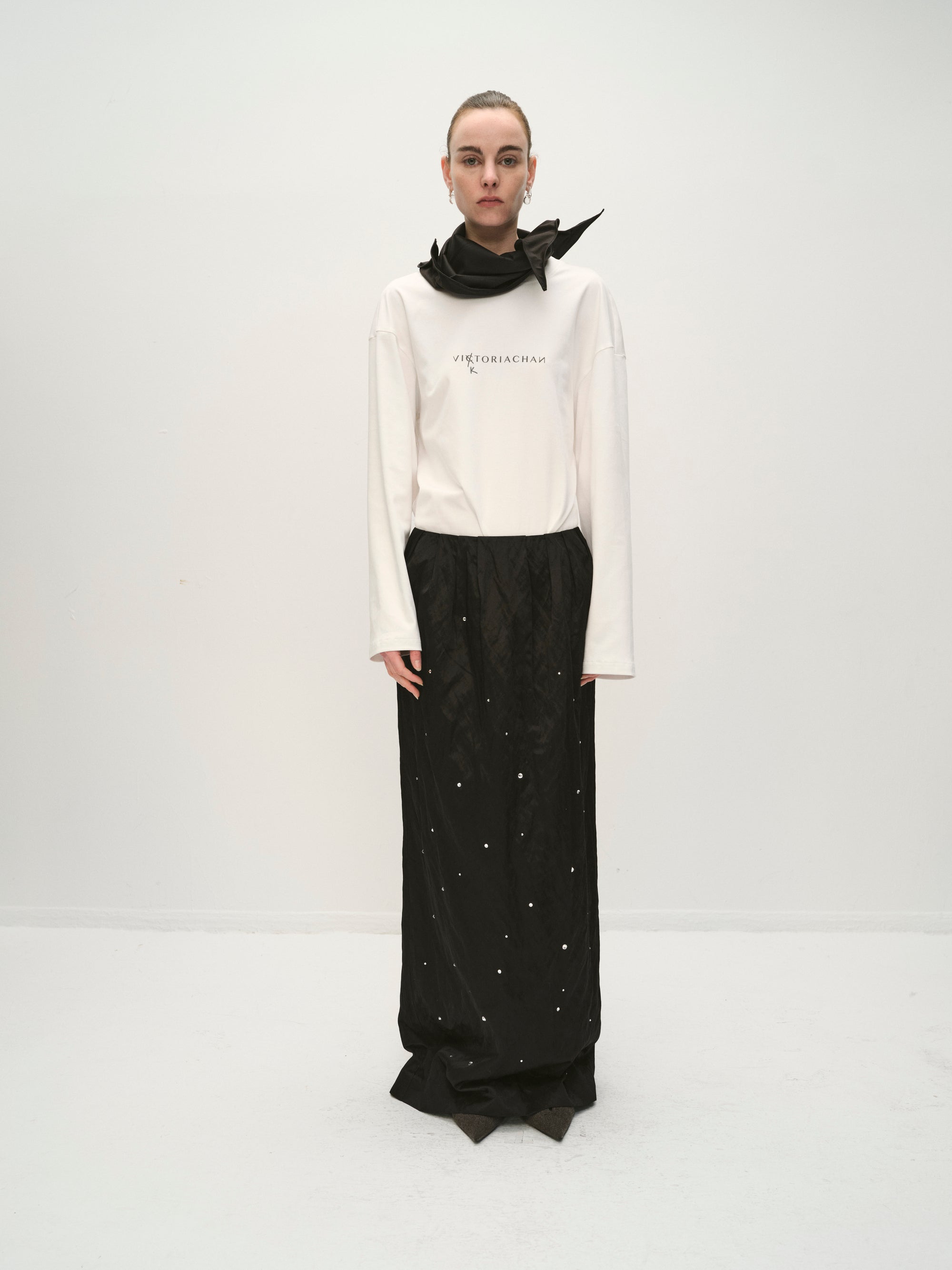 Rhea letter sweater