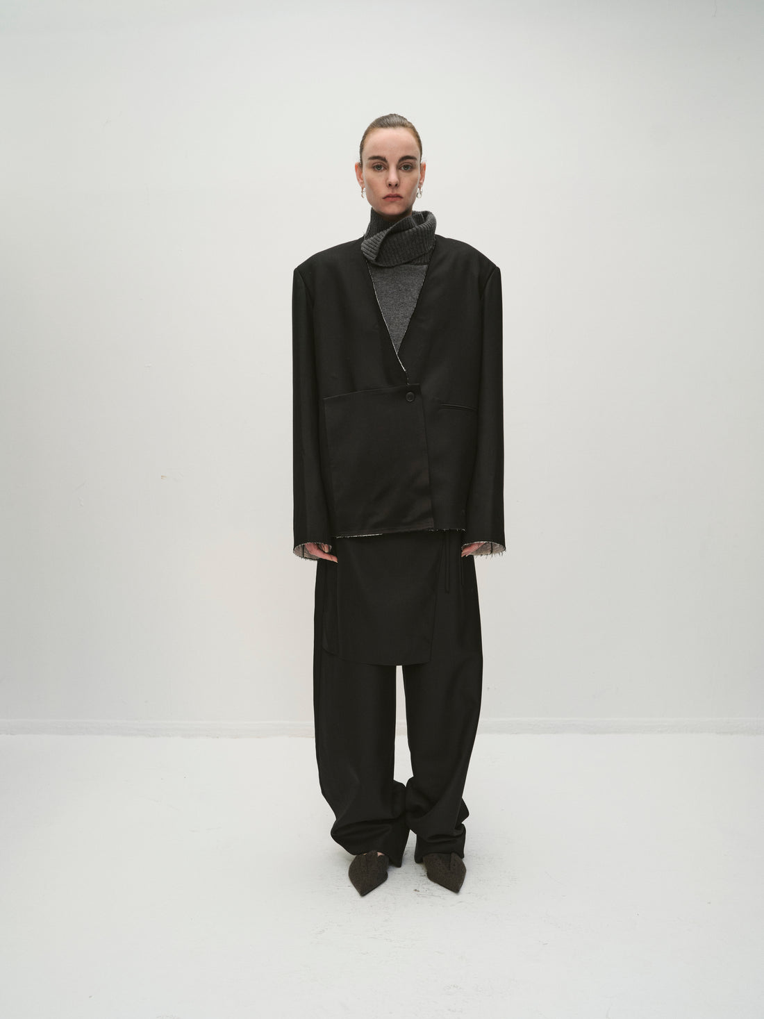 Juliet raw edge blazer
