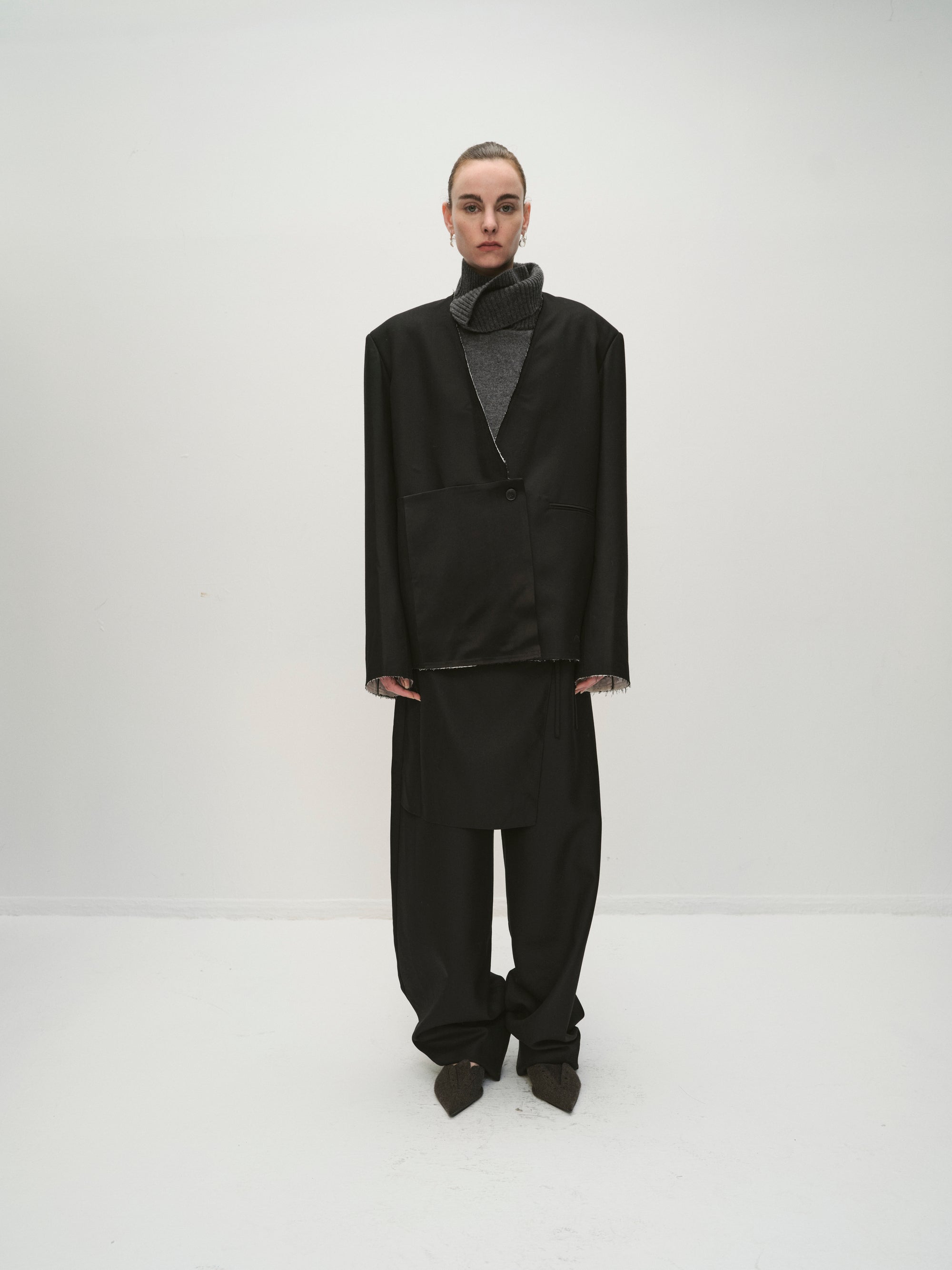 Juliet raw edge blazer