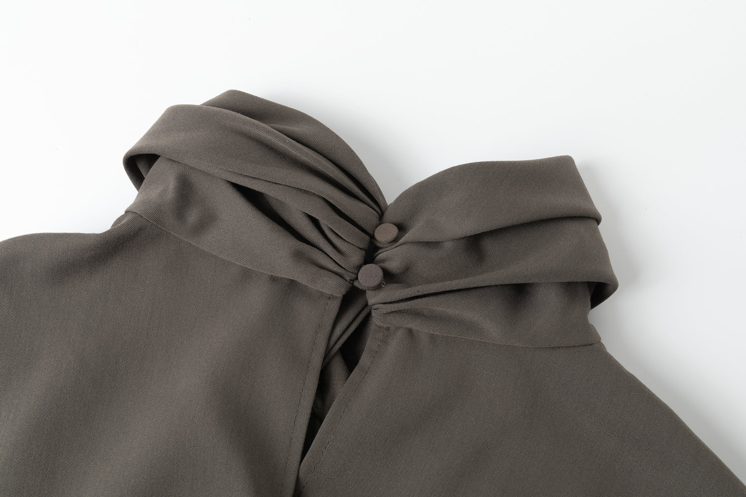 Araki knot blouse