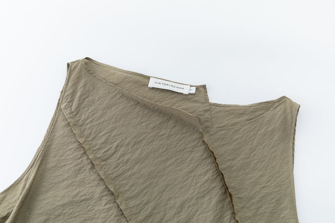 Claire patched top