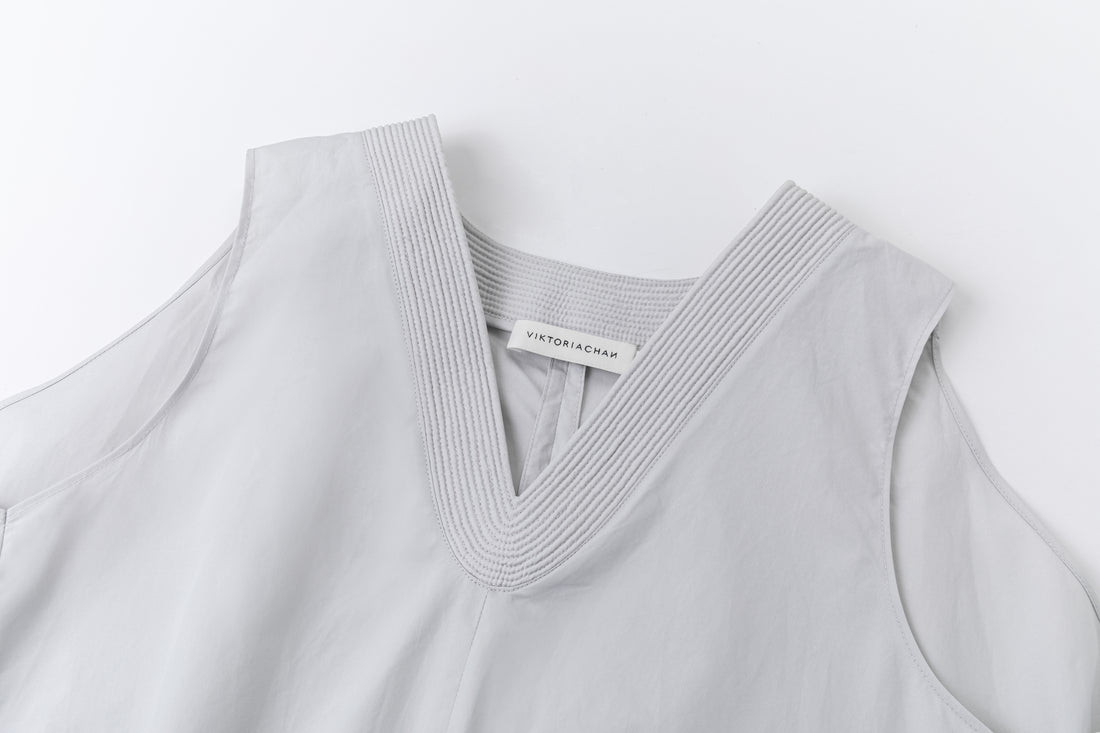 Sataya V neck tank