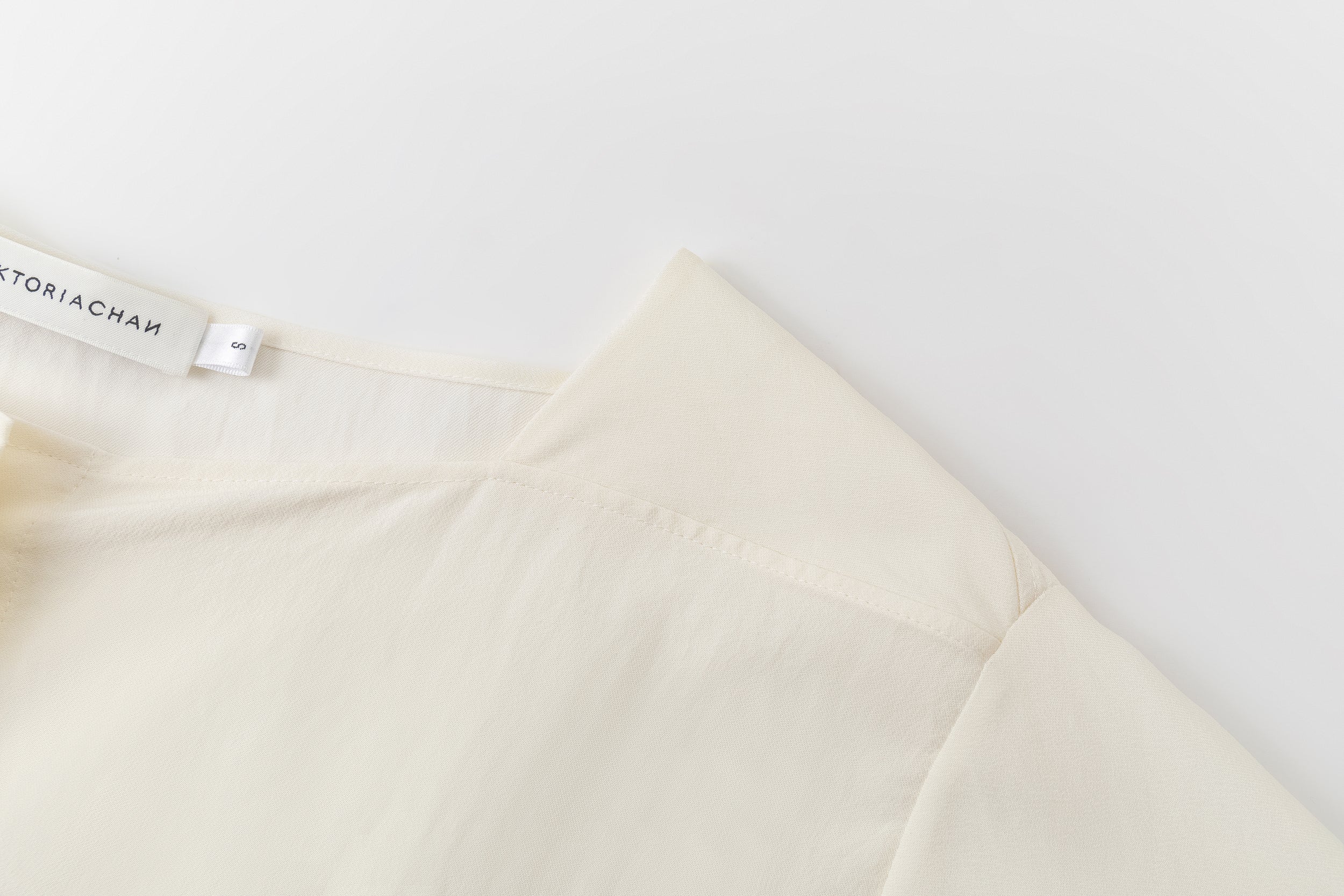 Nili wide neck shirt