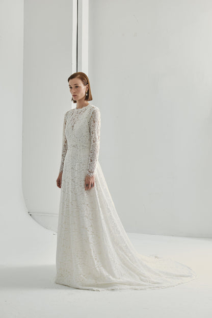 Charlotte lace wedding gown