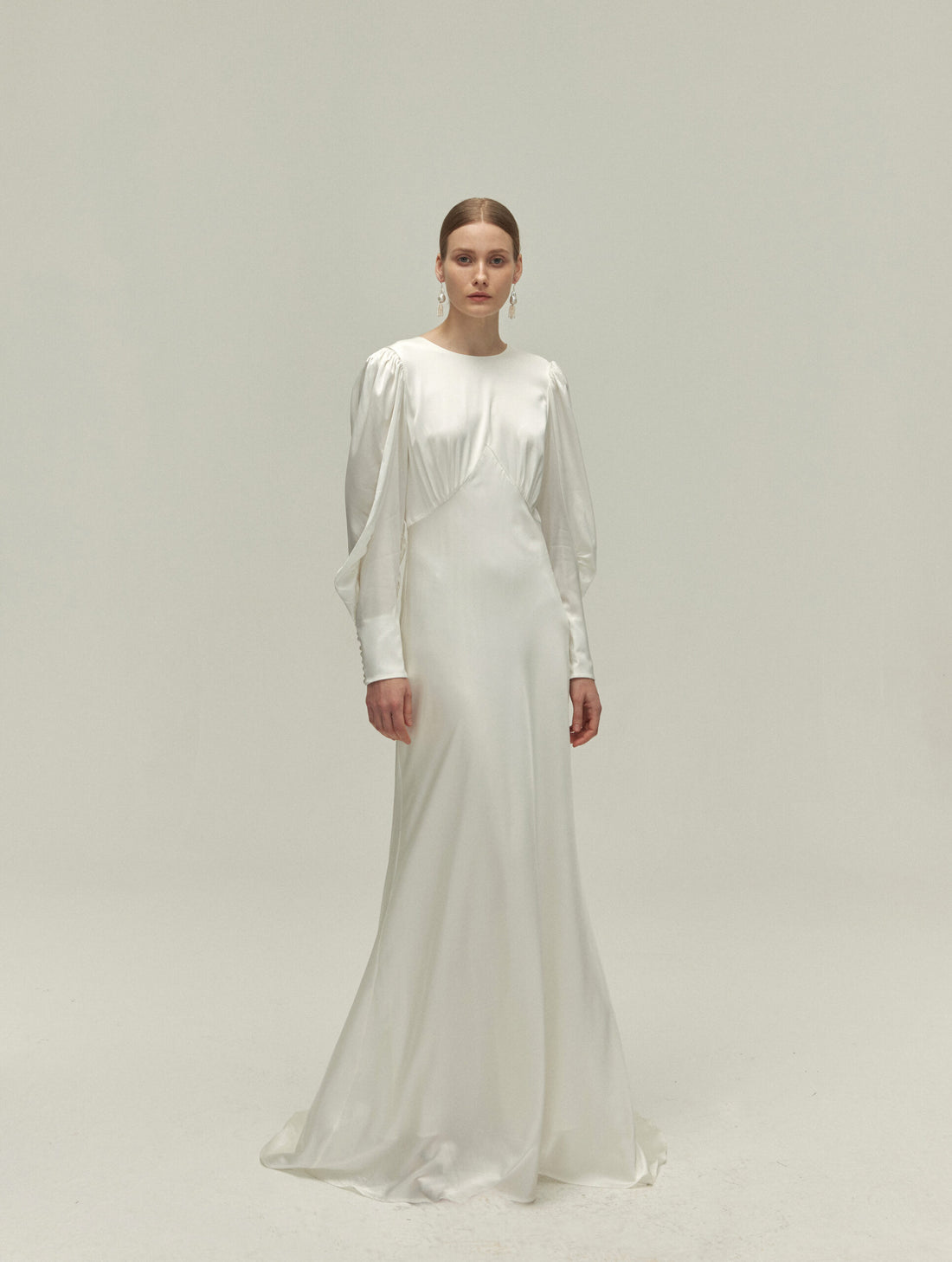 Leia wedding gown