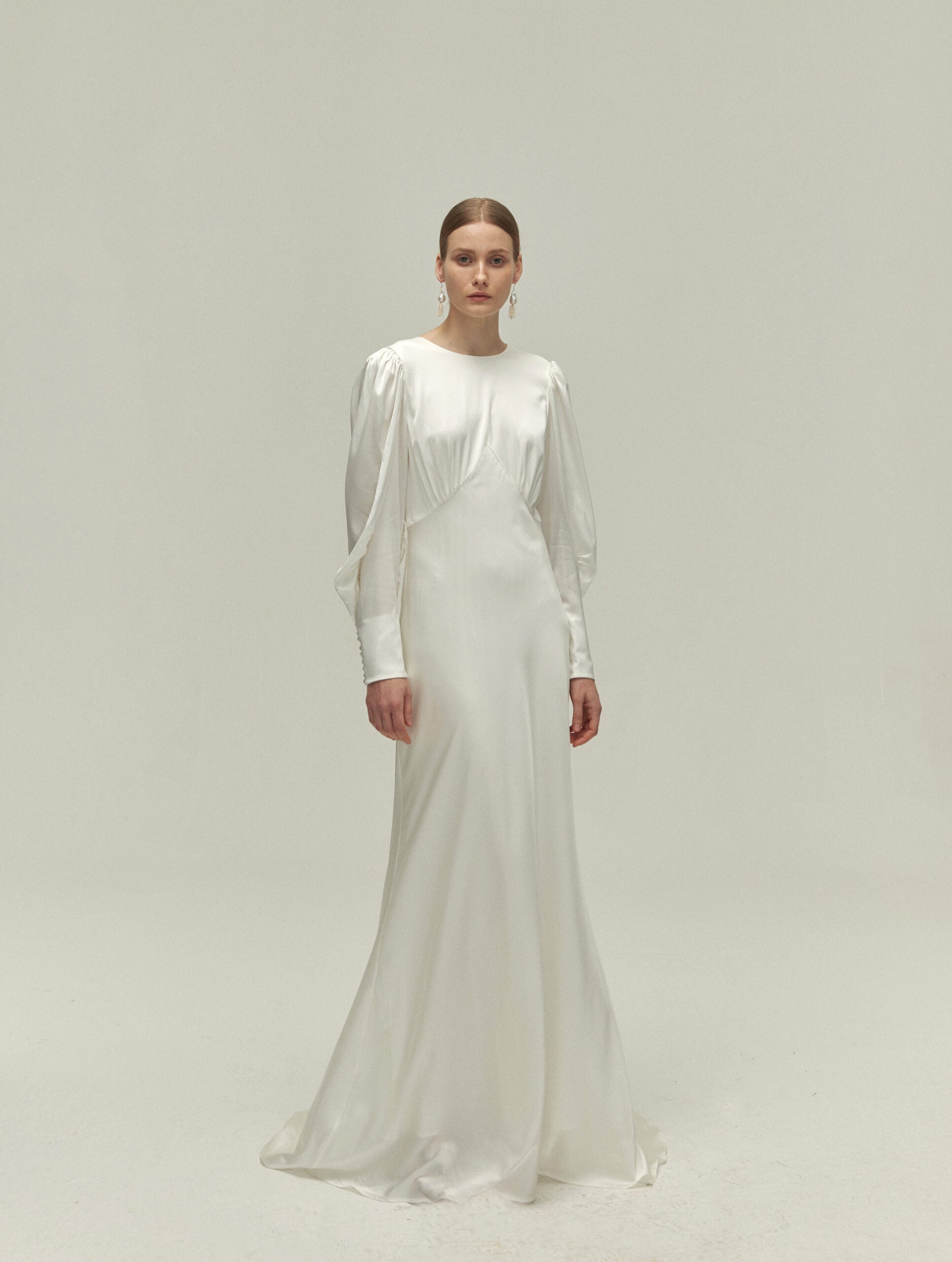 Leia wedding gown