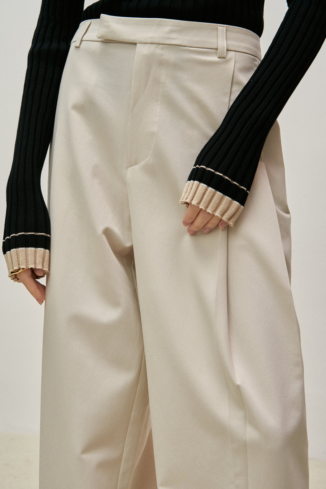 Astrid pleated trousers