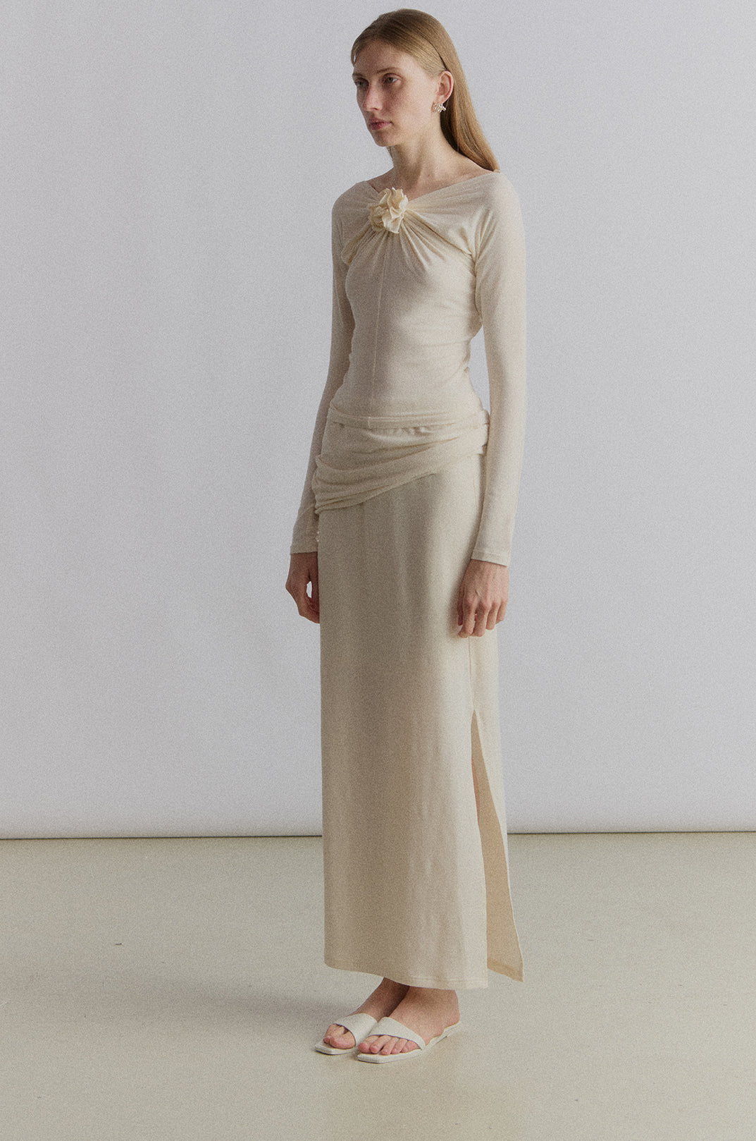 Lou flower top with sleeves