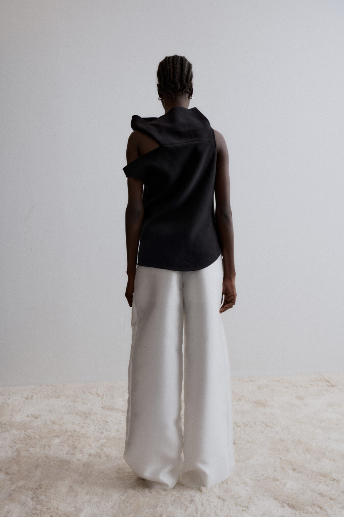 Jaya cut out top