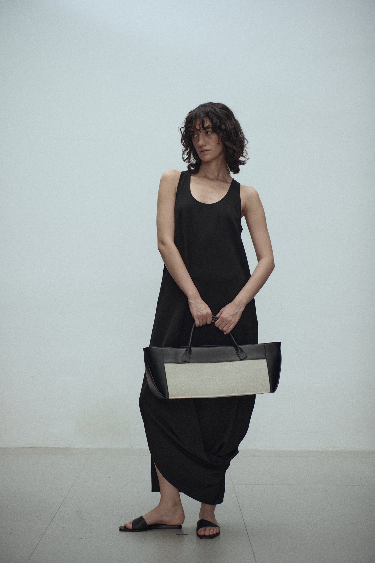 Udo leather tote