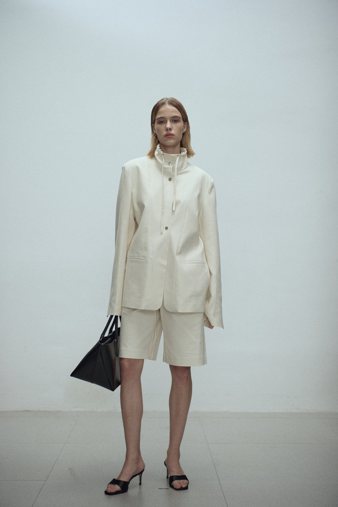 Udo leather tote