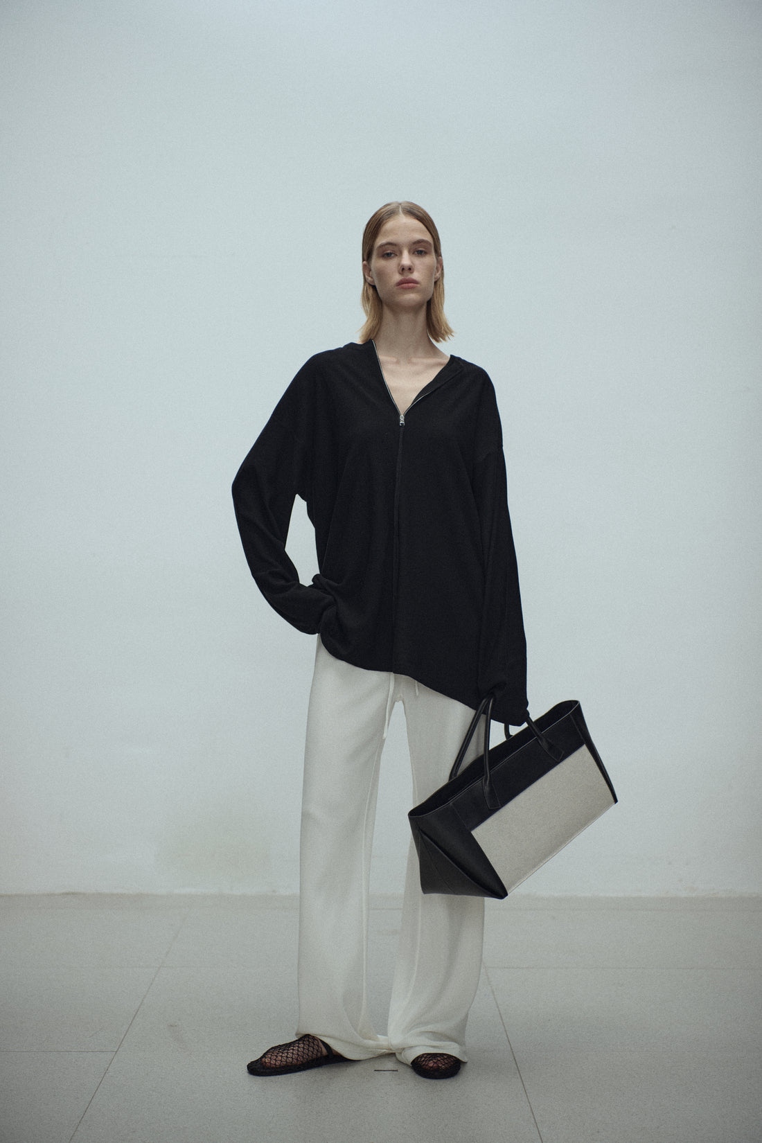 Udo leather tote