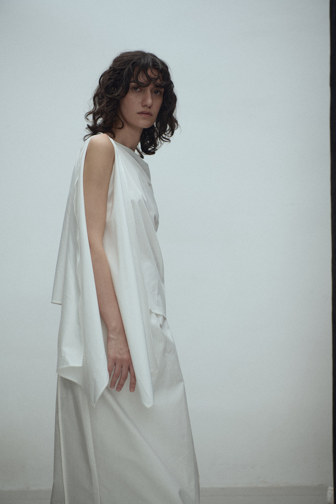 Tully flap top