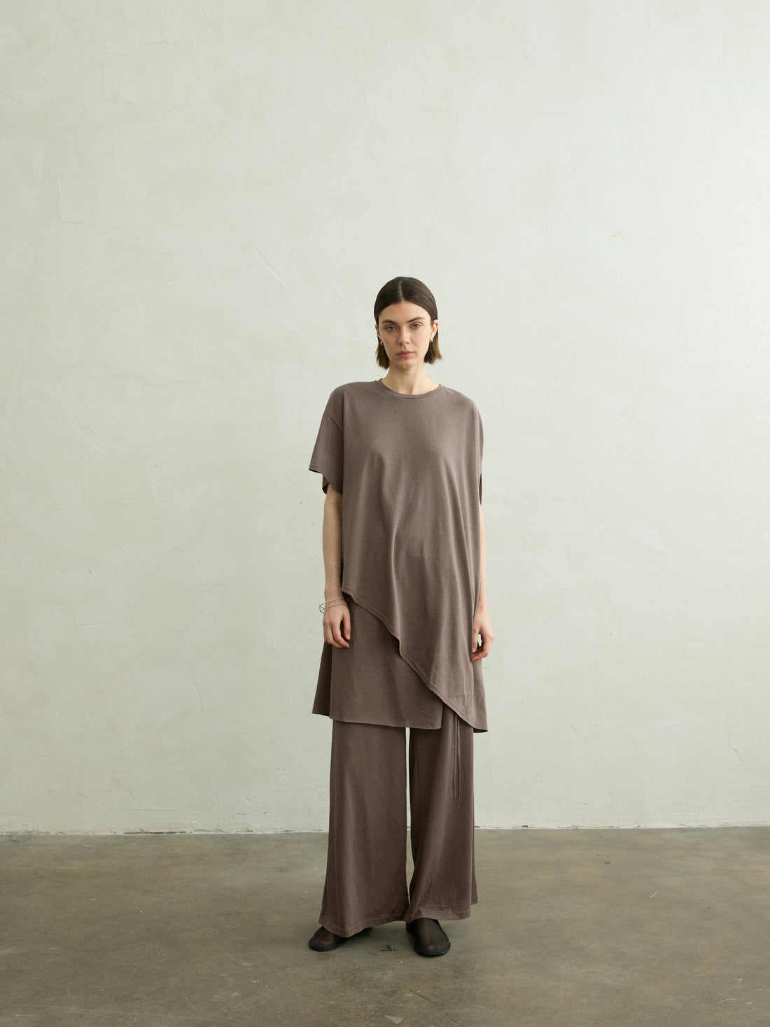 Claire cape t-shirt