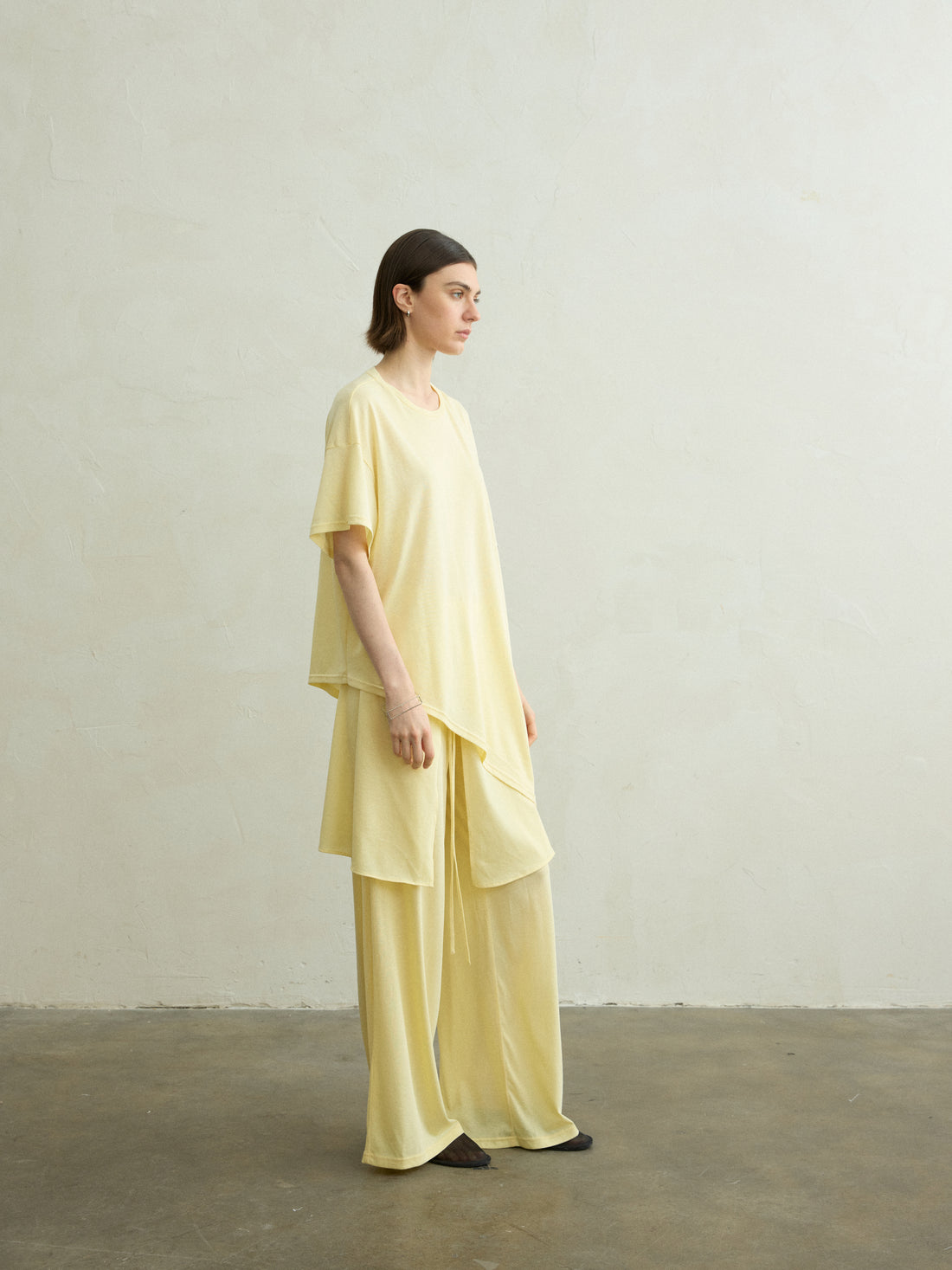 Claire cape t-shirt