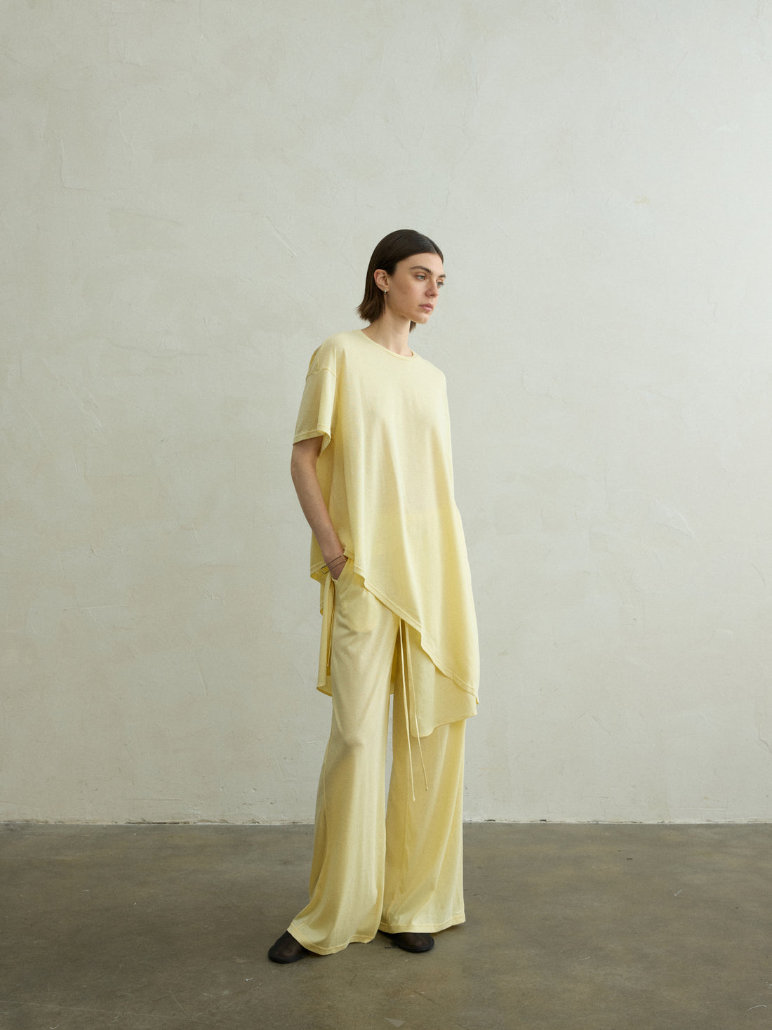 Claire cape t-shirt