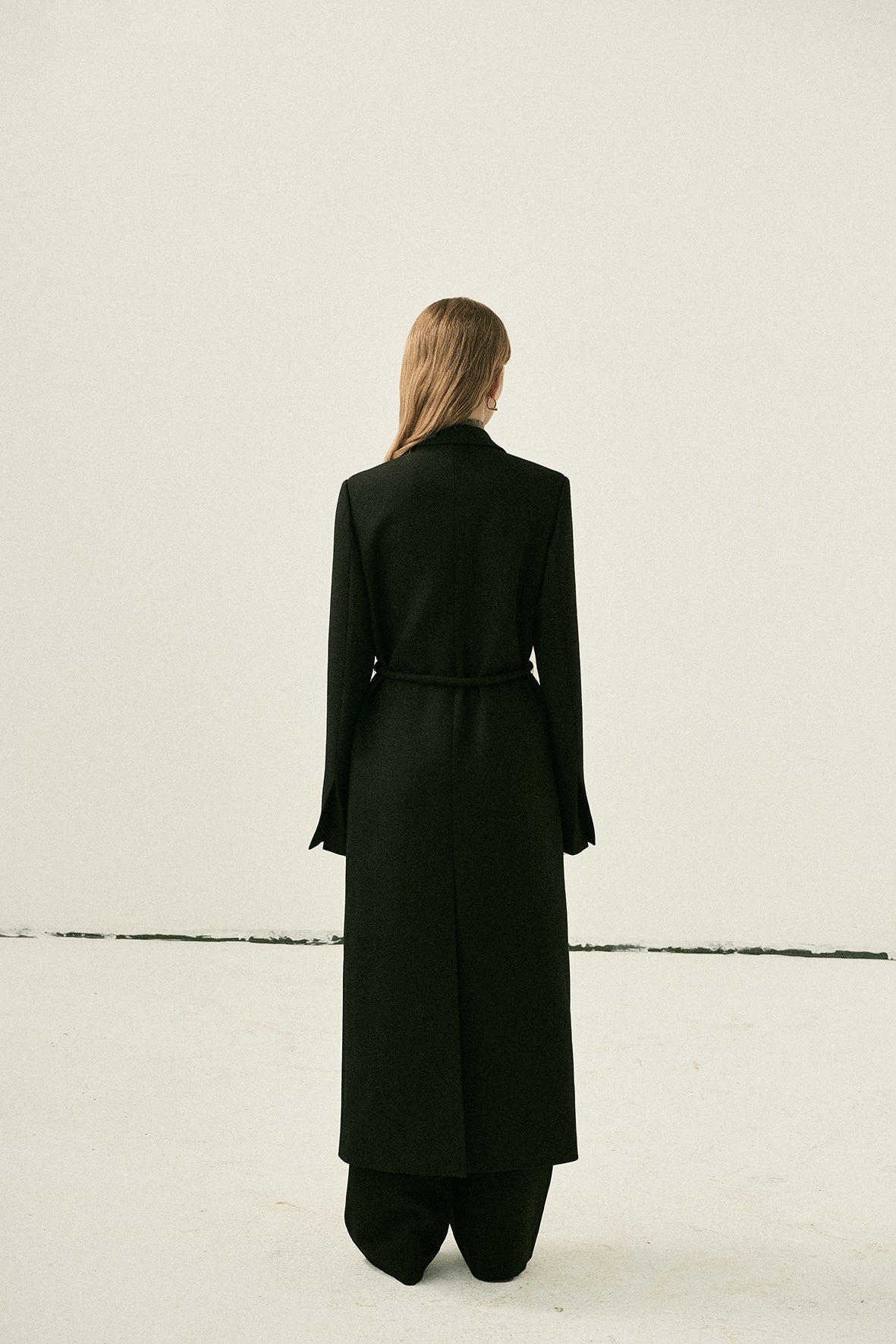 Long slim coat