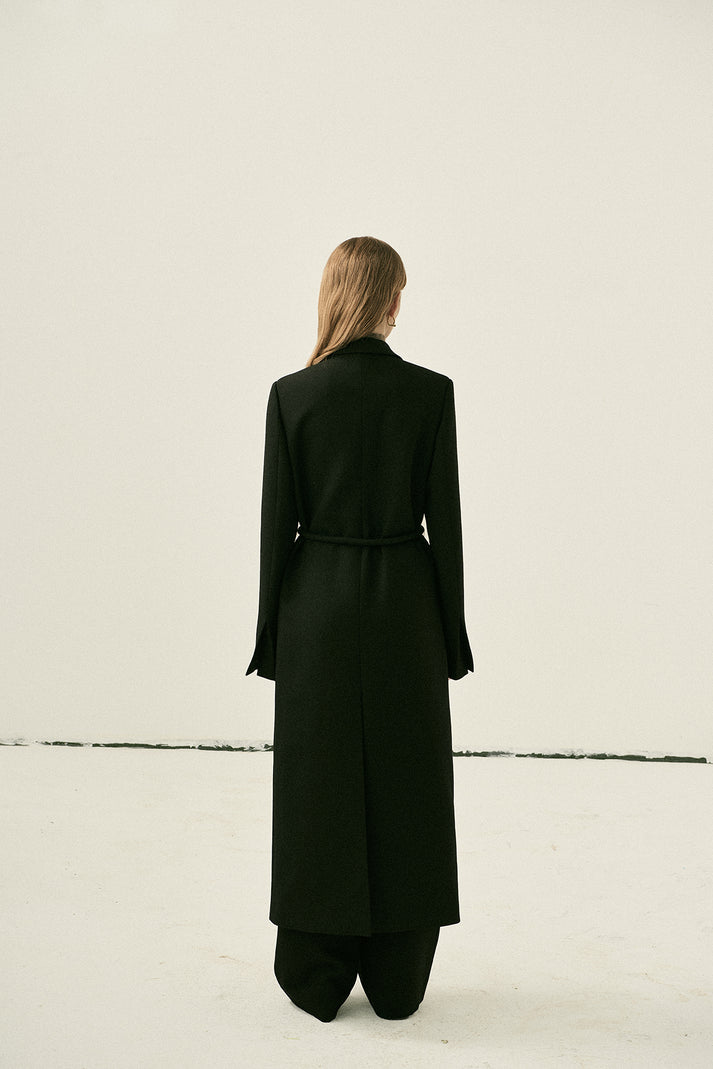 Long slim coat