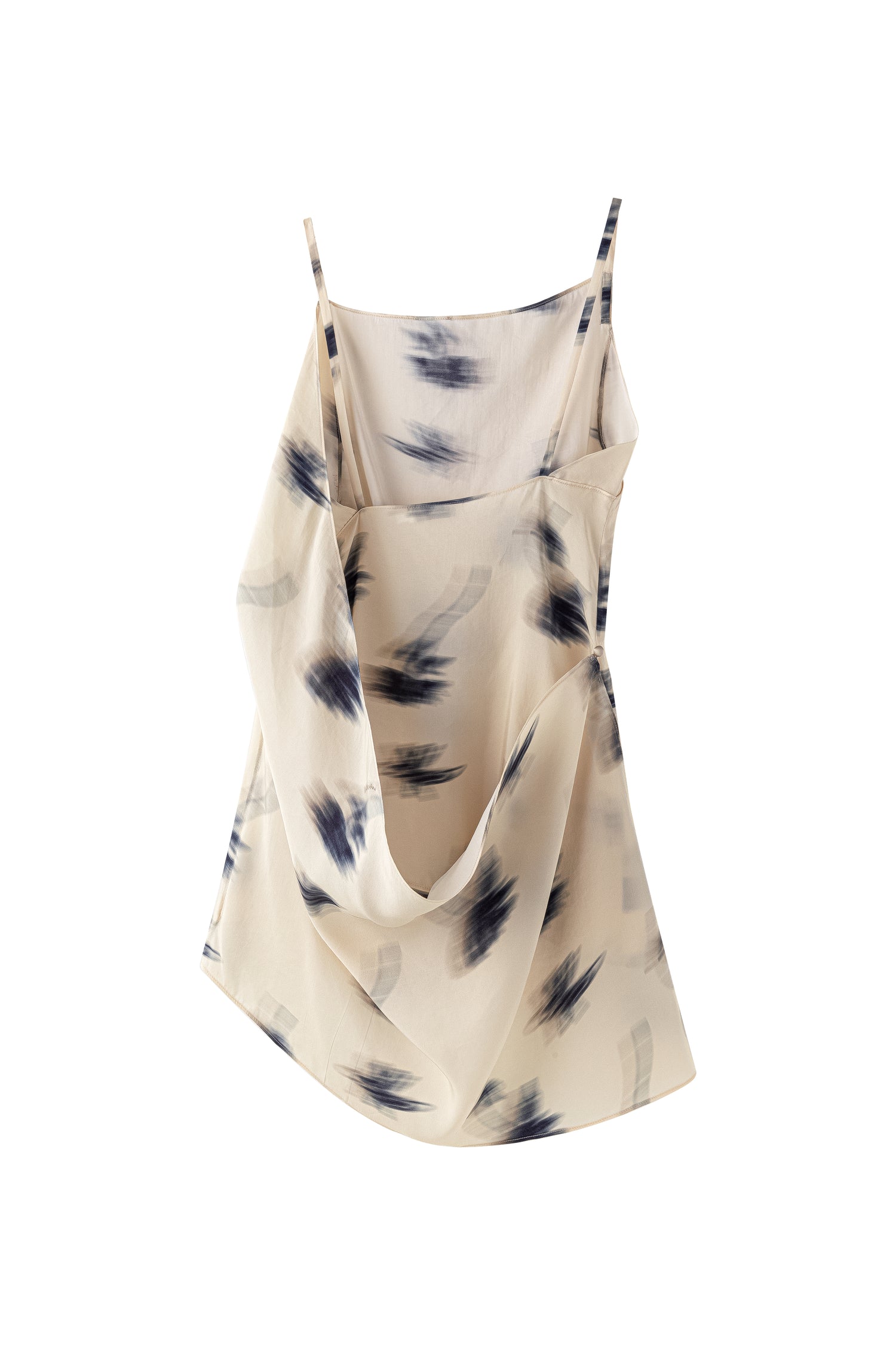 Nili asymmetric tank