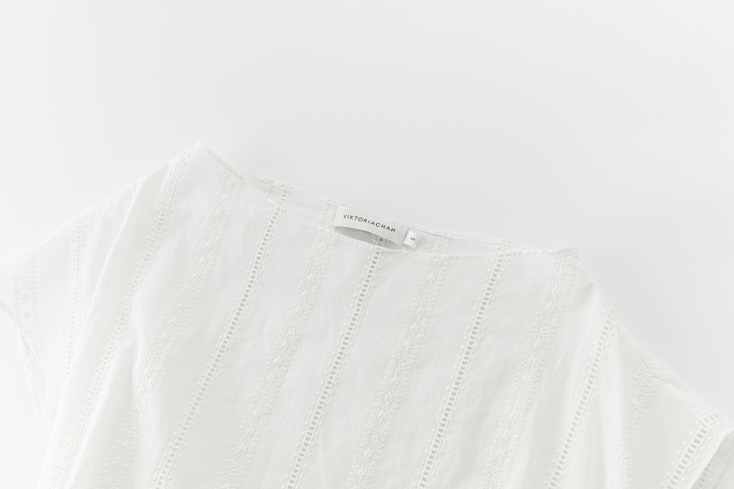 Eos knot top