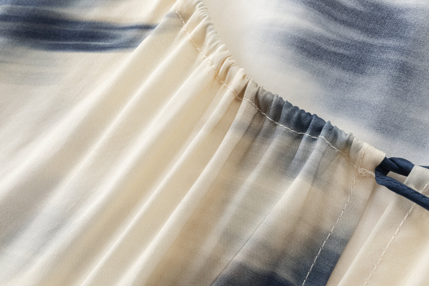 Nilli blurry blouse
