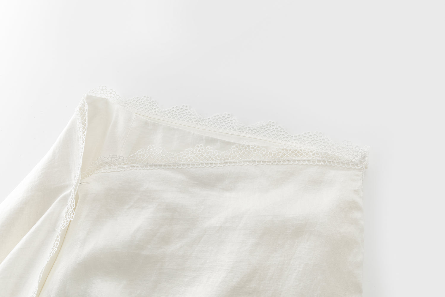 Eos lace flap skirt