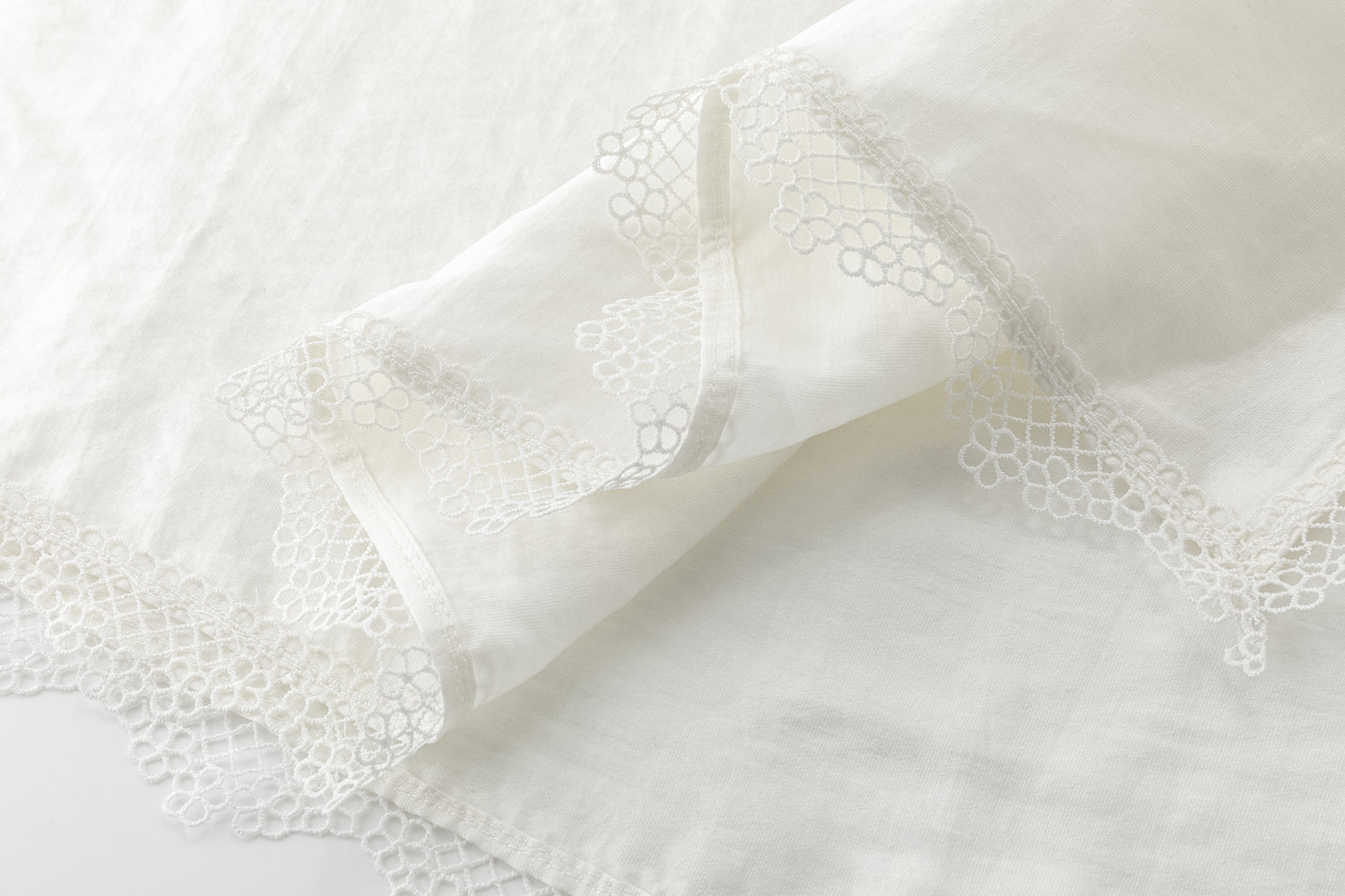 Eos lace flap skirt