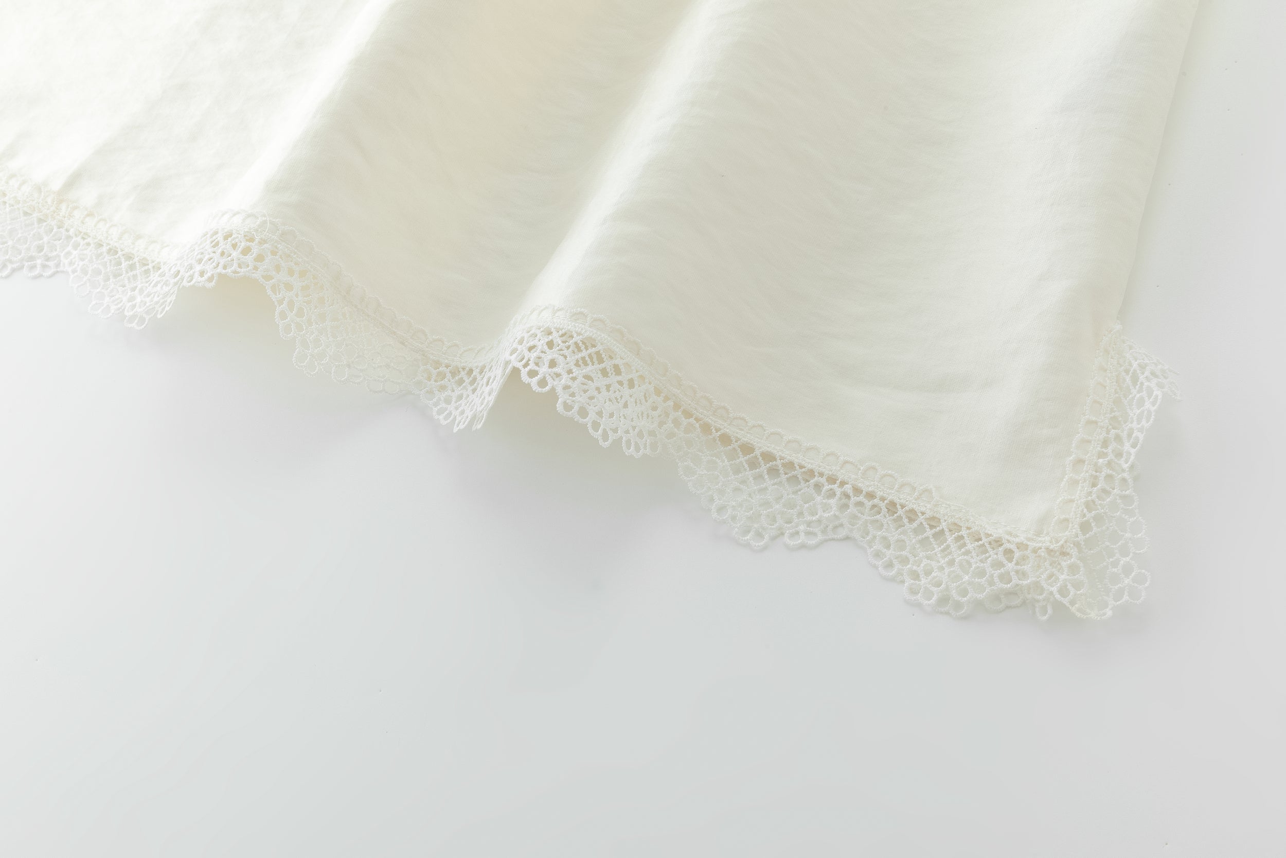 Eos lace mini skirt