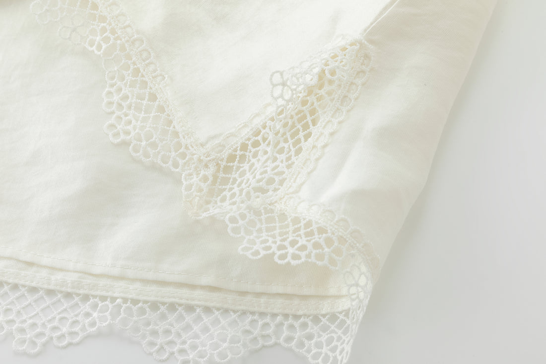 Eos lace mini skirt