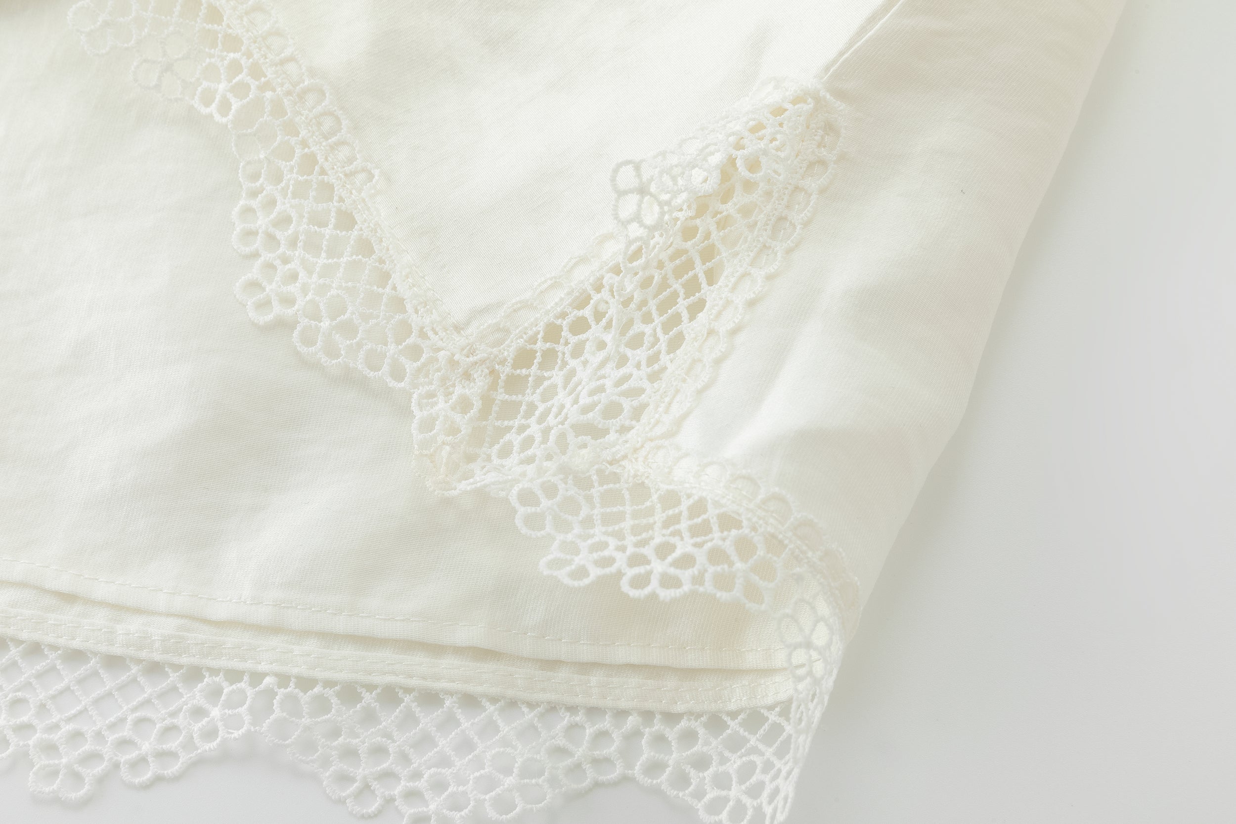 Eos lace mini skirt