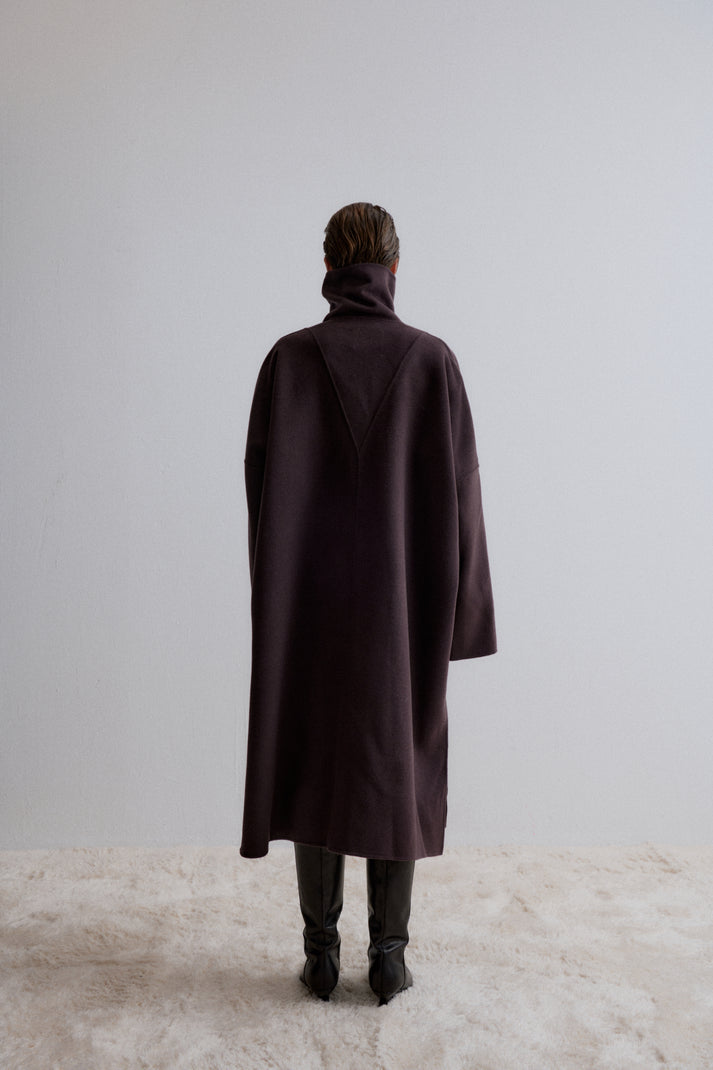 Atlas square coat