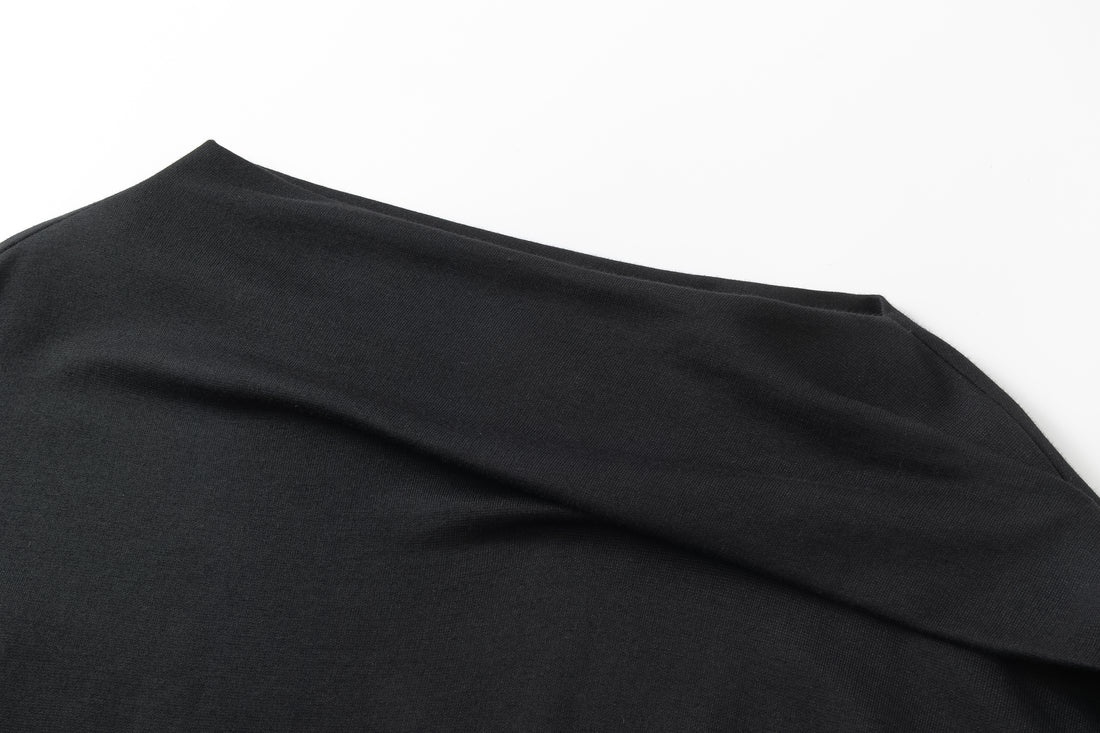 Araki asymmetric sweater