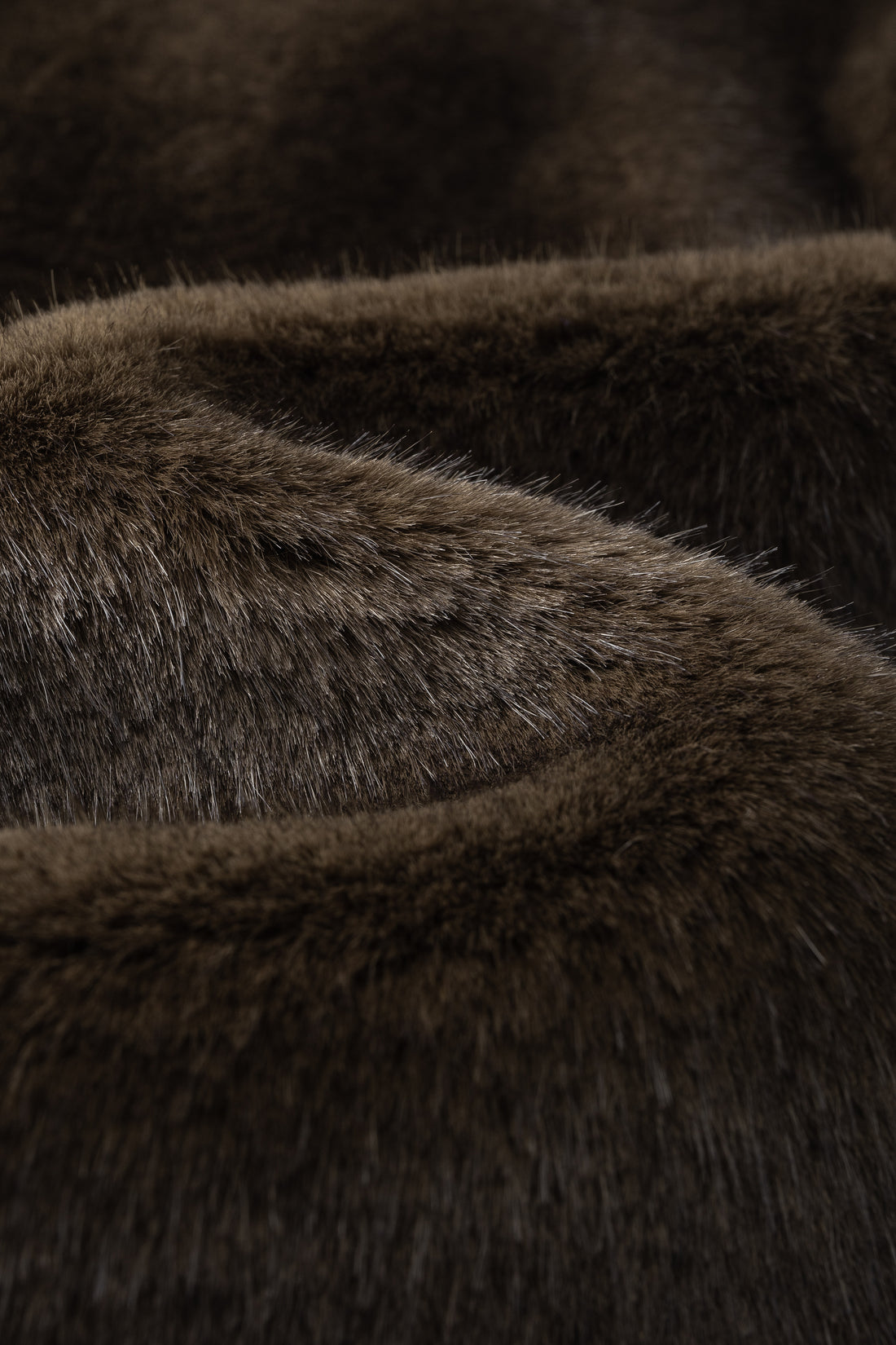 Araki fur vest