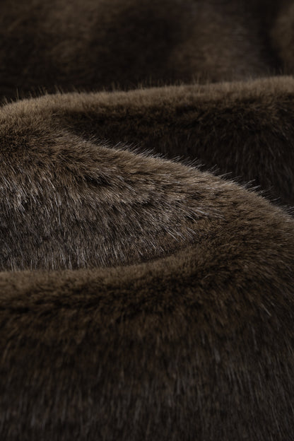 Araki fur vest